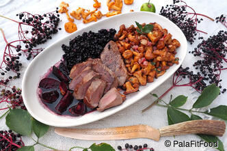 PalaFitFood: Wildschweingulasch an Holunderbeeren, (c) Foto: Amt für Archäologie des Kantons Thurgau